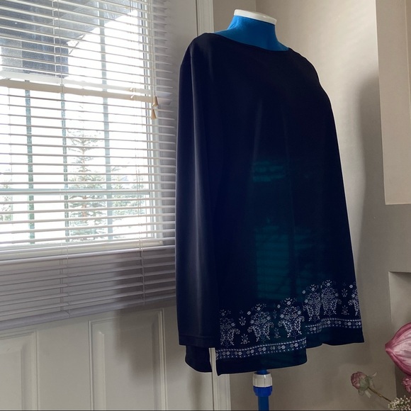 Northern Spirit woman black knit long sleeves pullover top. Size 2X. Pre-owned. - Picture 8 of 9